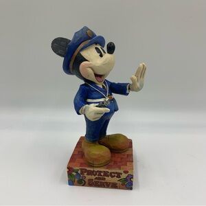 Walt Disney showcase collection Mickey Mouse